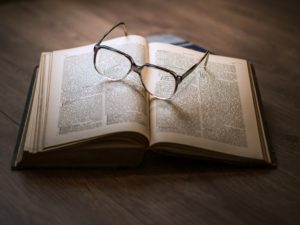 How to Write Literature Review in a Research Paper